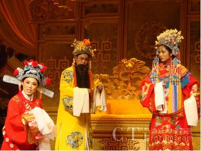 <em>黄梅戏经典</em>名剧《<em>女驸马</em>》即将亮相平安人寿客